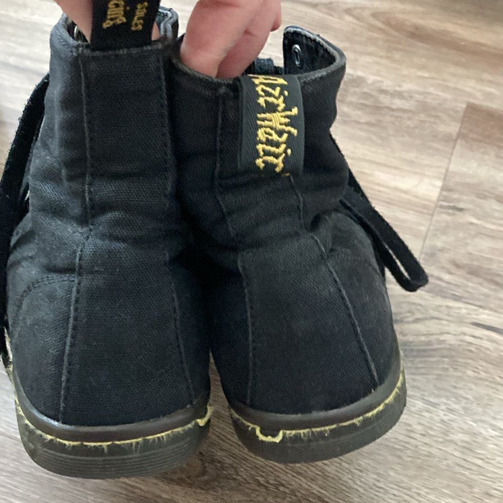Dr. Martens Black Combat Boots Sz 9 - Picture 6 of 8